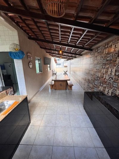 Casa, 2 quartos, 250 m² - Foto 1