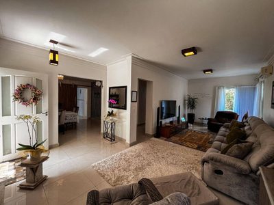 Casa, 4 quartos, 360 m² - Foto 4