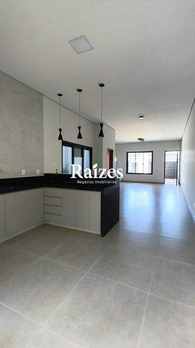 Casa, 3 quartos, 154 m² - Foto 1