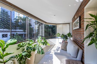 Apartamento, 3 quartos, 166 m² - Foto 1