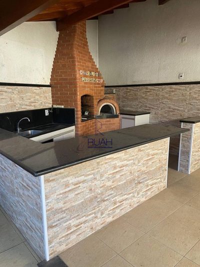 Casa, 3 quartos, 234 m² - Foto 2