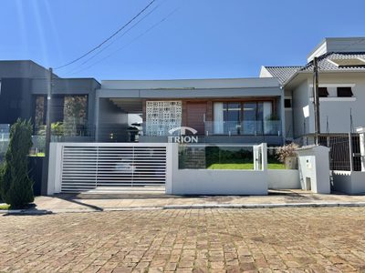 Casa, 3 quartos, 198 m² - Foto 1