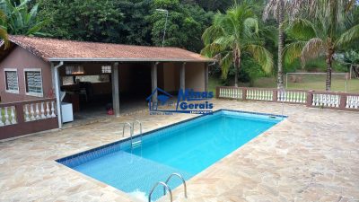 Chácara, 4 quartos, 3030 m² - Foto 1