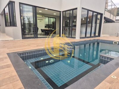 Sobrado, 4 quartos, 280 m² - Foto 1