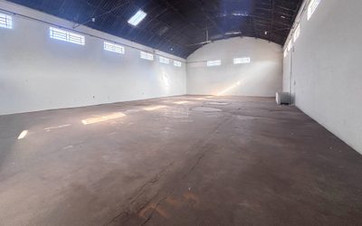 Depósito-Galpão, 703 m² - Foto 2