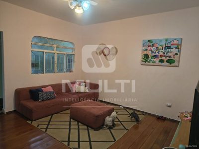 Casa, 3 quartos, 230 m² - Foto 1