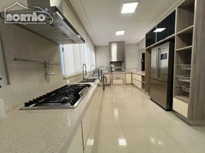 Casa, 636 m² - Foto 4
