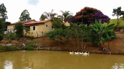 Sítio, 3 quartos, 300 m² - Foto 1