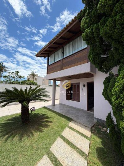 Sobrado, 4 quartos, 209 m² - Foto 1