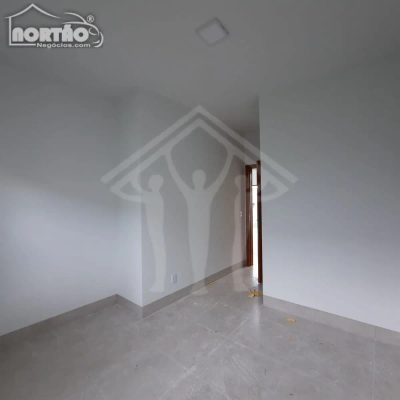 Casa, 2 quartos, 70 m² - Foto 1