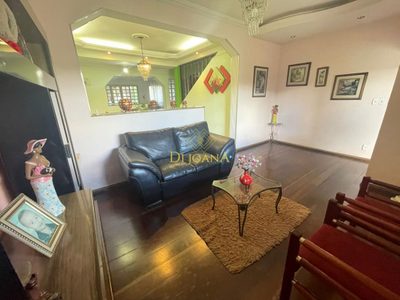 Casa, 4 quartos, 360 m² - Foto 1