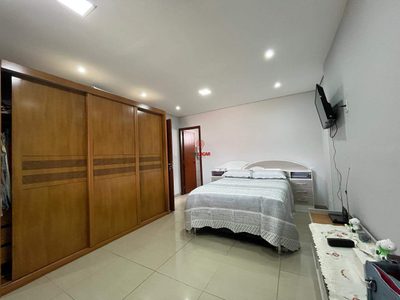 Casa, 3 quartos, 213 m² - Foto 5