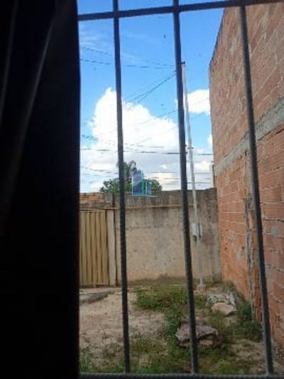 Casa, 2 quartos, 180 m² - Foto 1