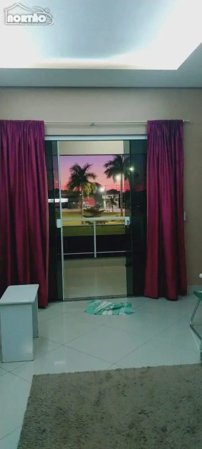 Casa, 2 quartos, 289 m² - Foto 4