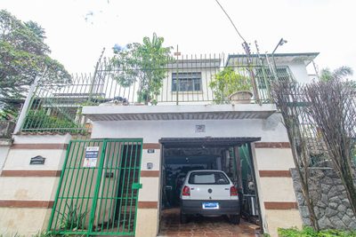 Casa, 4 quartos, 262 m² - Foto 1