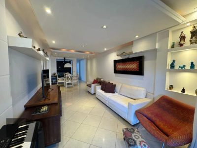 Apartamento, 3 quartos, 144 m² - Foto 2