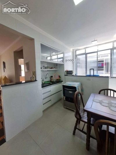Casa, 2 quartos, 60 m² - Foto 4