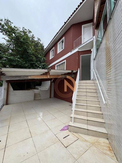 Casa, 3 quartos, 126 m² - Foto 1