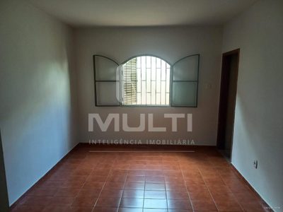 Casa, 3 quartos, 262 m² - Foto 4