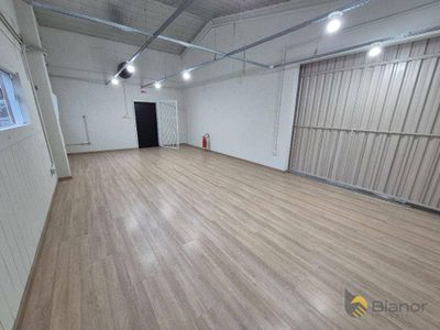 Depósito-Galpão, 215 m² - Foto 4