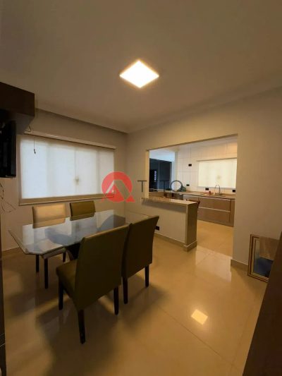 Casa, 3 quartos, 204 m² - Foto 3