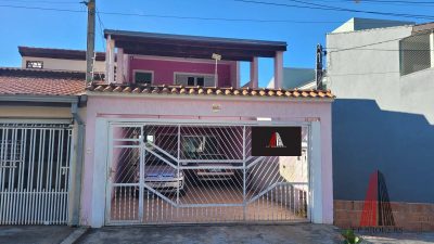 Casa, 3 quartos, 245 m² - Foto 1