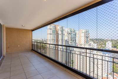 Apartamento, 3 quartos, 218 m² - Foto 2