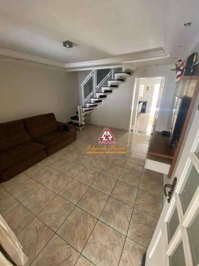 Sobrado, 2 quartos, 101 m² - Foto 1