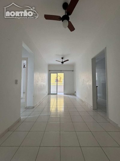 Casa, 3 quartos, 74 m² - Foto 1