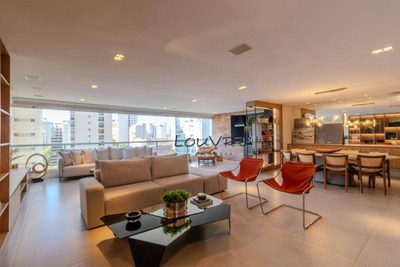 Apartamento, 3 quartos, 222 m² - Foto 1