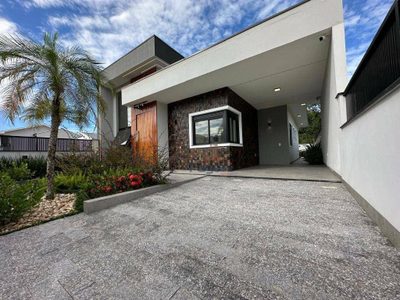 Casa, 3 quartos, 154 m² - Foto 1