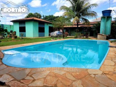 Casa, 3 quartos, 260 m² - Foto 1