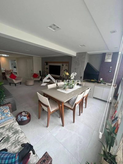 Apartamento, 3 quartos, 156 m² - Foto 3