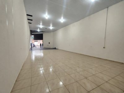 Depósito-Galpão, 200 m² - Foto 1