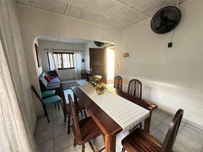 Casa, 4 quartos, 166 m² - Foto 2