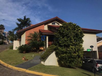 Casa, 3 quartos, 276 m² - Foto 1