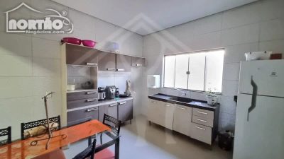 Casa, 3 quartos, 122 m² - Foto 3
