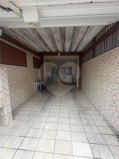Casa, 3 quartos, 215 m² - Foto 2