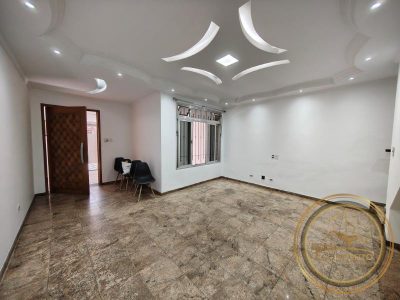 Sobrado, 3 quartos, 200 m² - Foto 1