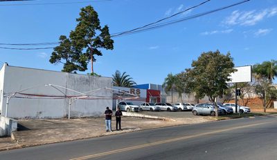 Depósito-Galpão, 2700 m² - Foto 2