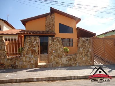 Casa, 3 quartos - Foto 1