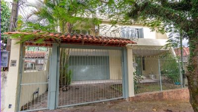 Casa, 3 quartos, 269 m² - Foto 1