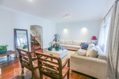 Casa, 3 quartos, 258 m² - Foto 2