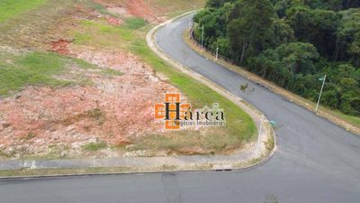 Loteamento e Condomínio, 1076 m² - Foto 1