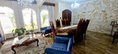Sobrado, 3 quartos, 240 m² - Foto 2