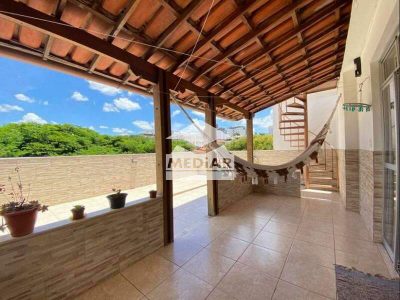 Cobertura, 3 quartos, 204 m² - Foto 1