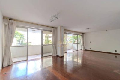 Apartamento, 3 quartos, 241 m² - Foto 4