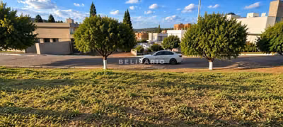 Loteamento e Condomínio, 400 m² - Foto 1