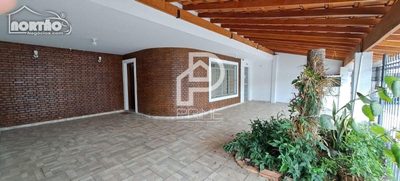 Casa, 5 quartos, 358 m² - Foto 2