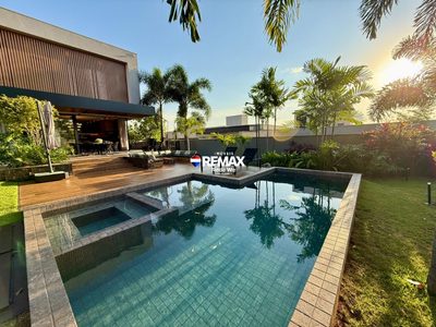 Casa, 4 quartos, 328 m² - Foto 1